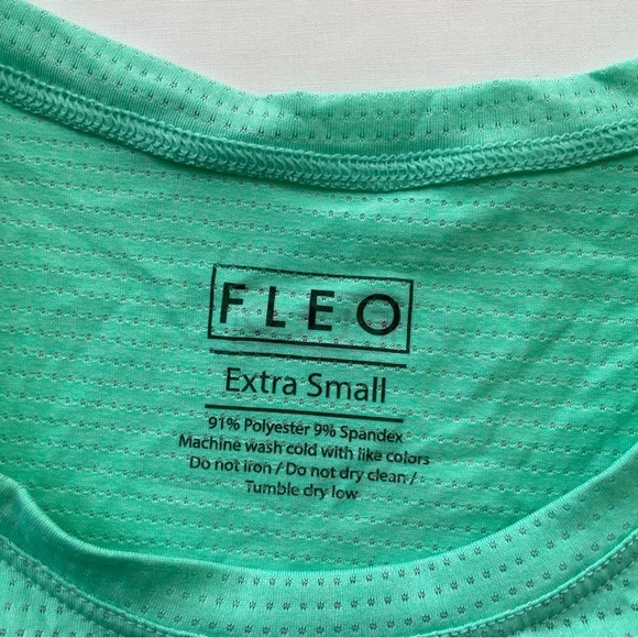 Fleo Vented Cropped Tank Top Size XS - Picture 5 of 5